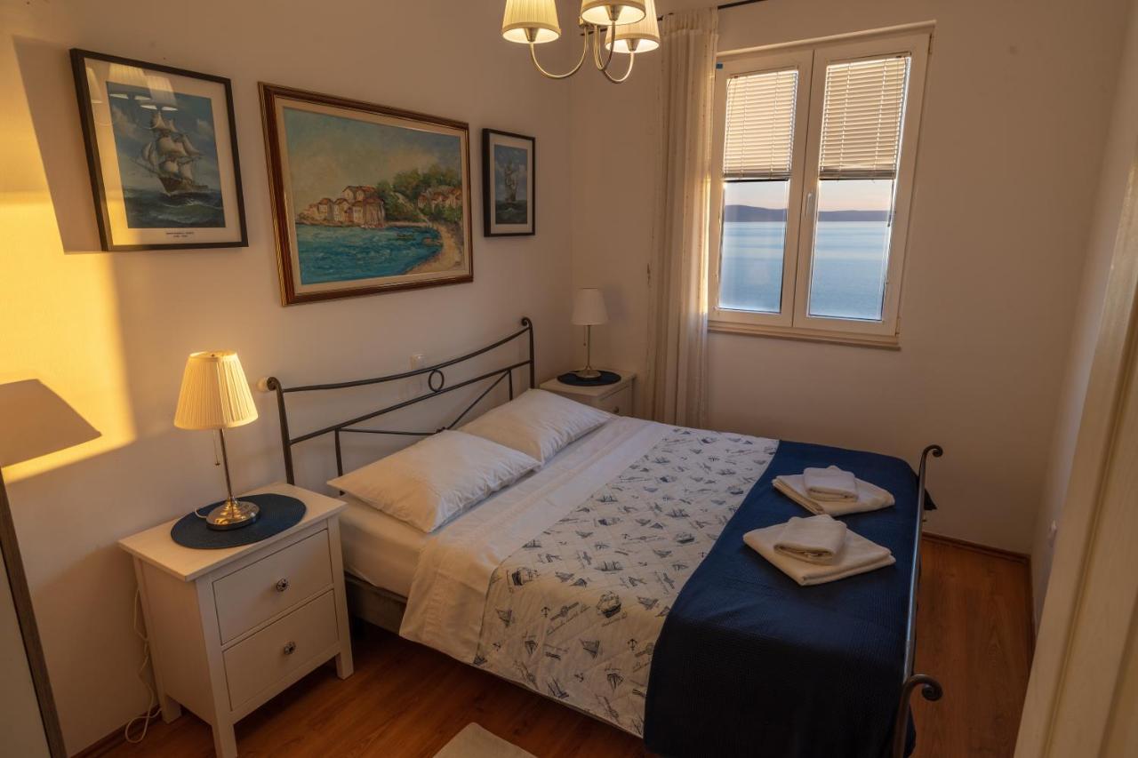 Apartments Villa Mandarina Podgora Quarto foto